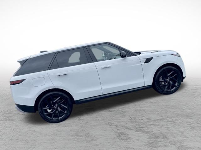 Used 2025 Land Rover Range Rover Sport SE AWD/4WD image 7