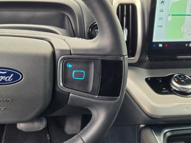 Certified 2025 Ford Expedition Active image 39