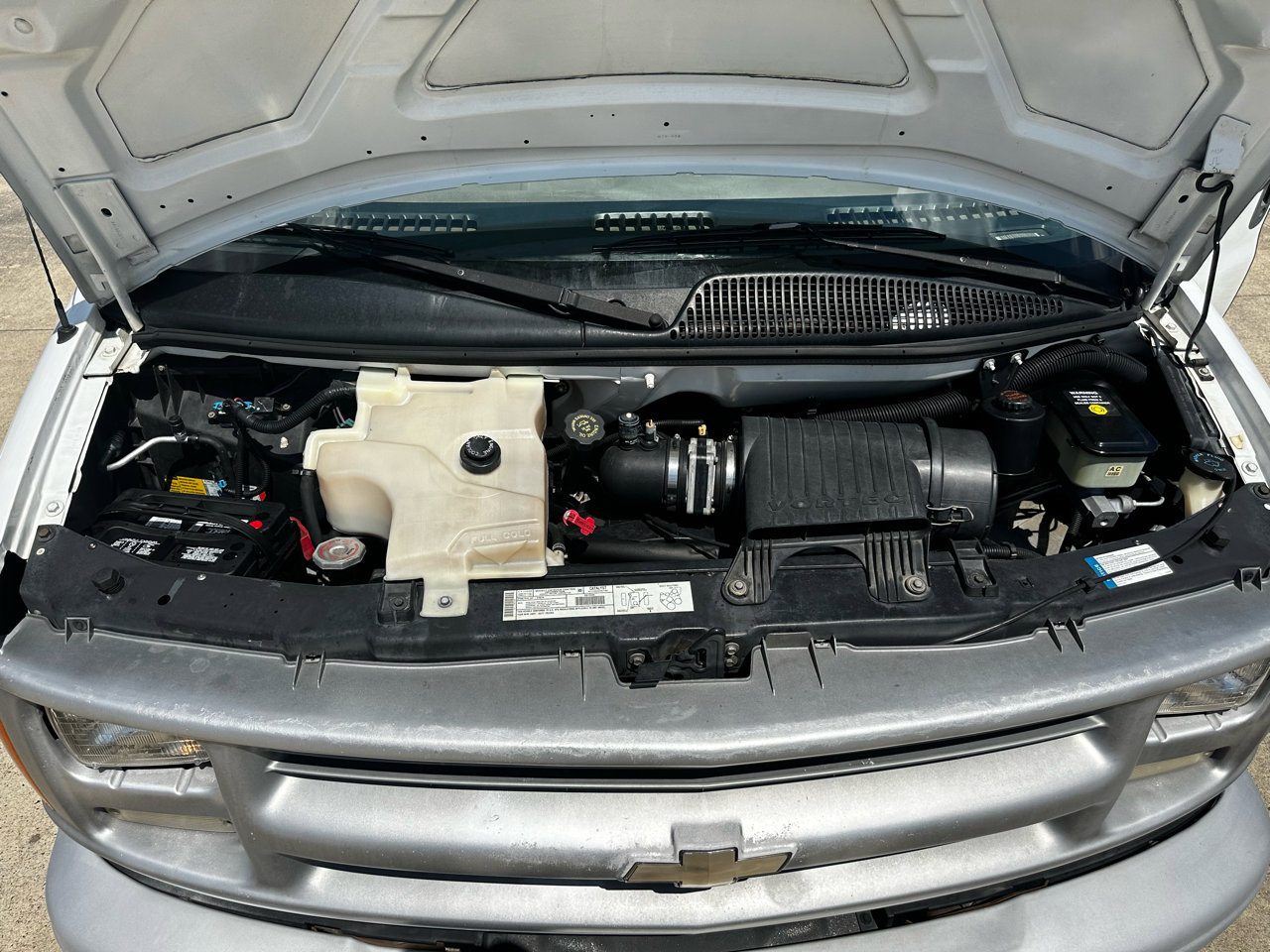 Used 2001 Chevrolet Express 1500 image 58