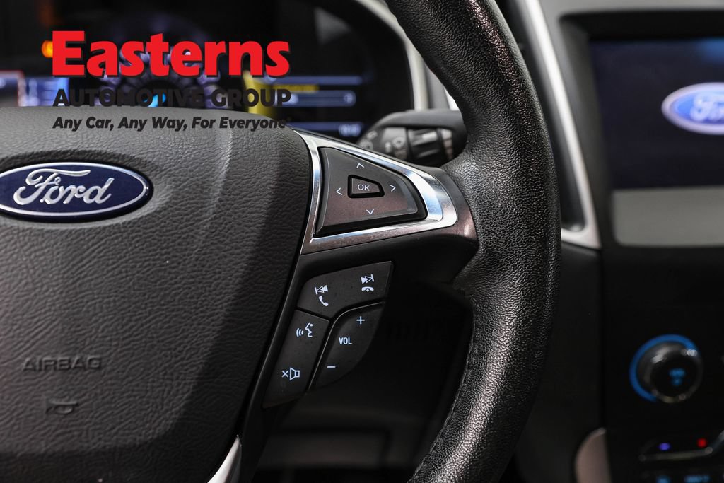 Used 2019 Ford Edge SEL w/ Equipment Group 201A FWD image 17