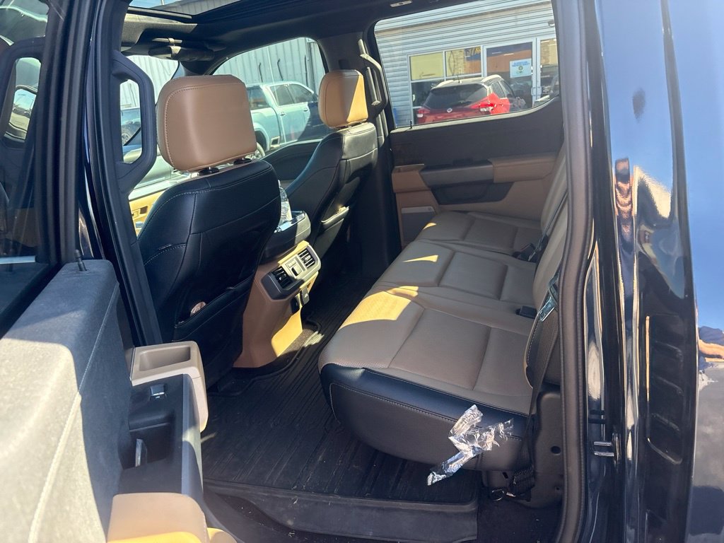 Used 2022 Ford F150 Lariat w/ Equipment Group 502A High AWD/4WD image 9
