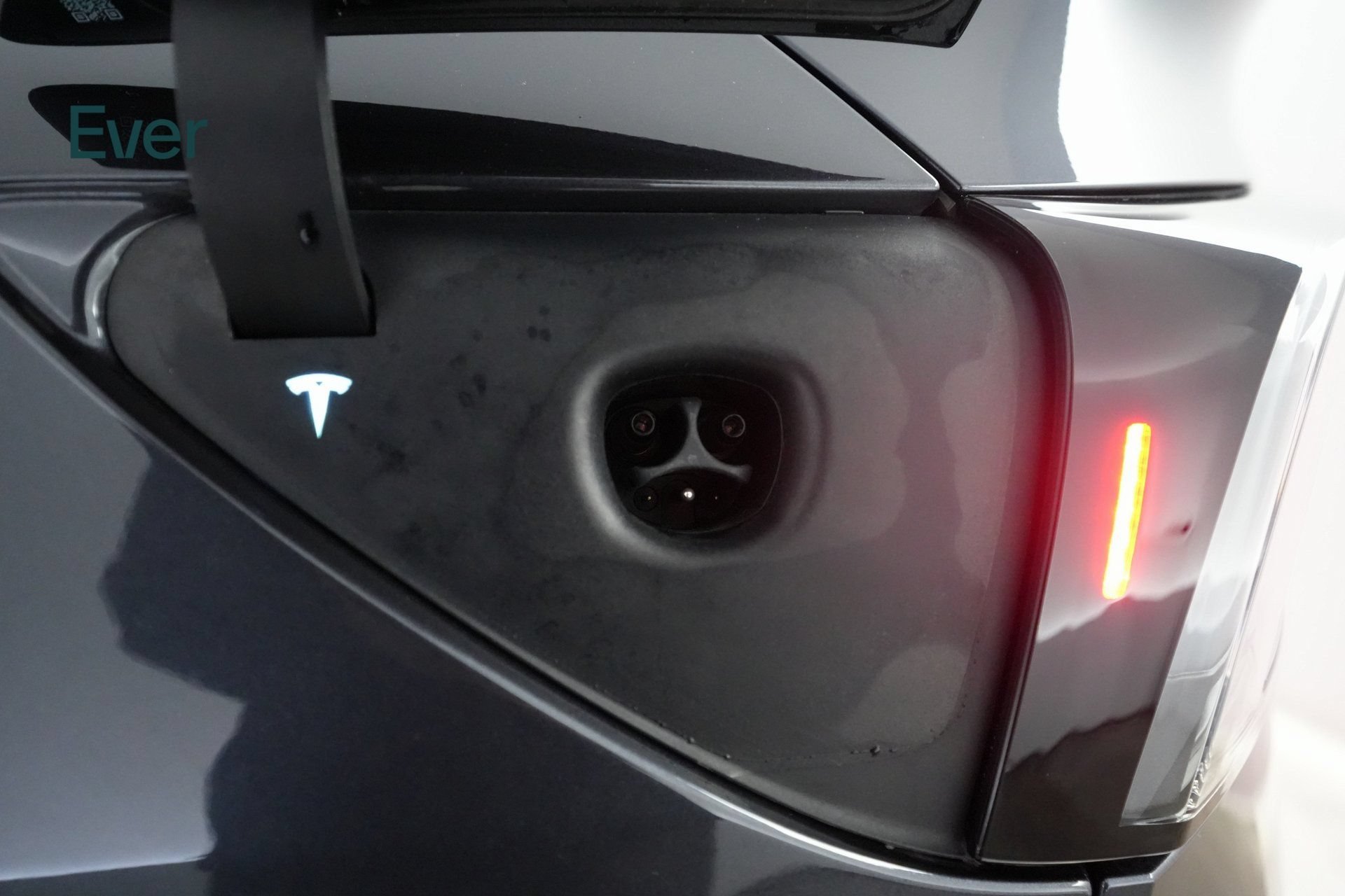 Used 2026 Tesla Model Y Long Range RWD image 24