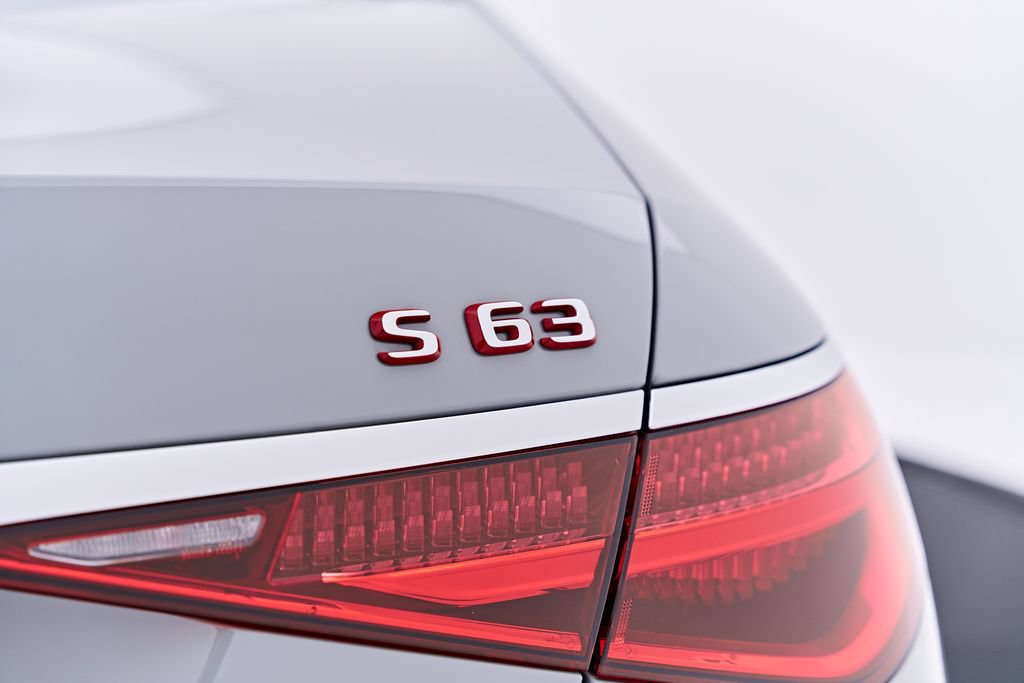 Used 2024 Mercedes-Benz S 63 AMG S w/ Rear Seat Package image 31