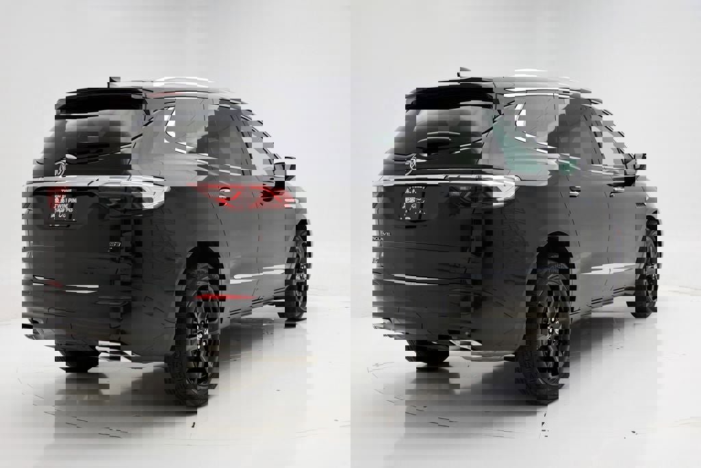 Used 2023 Buick Enclave Essence w/ Experience Buick Package image 9