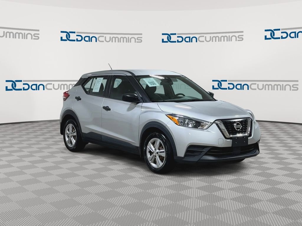 Used 2020 Nissan Kicks S FWD image 3