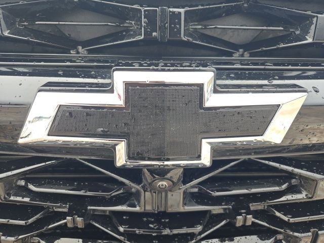 Used 2025 Chevrolet Traverse RS w/ LPO, Floor Liner Package image 14