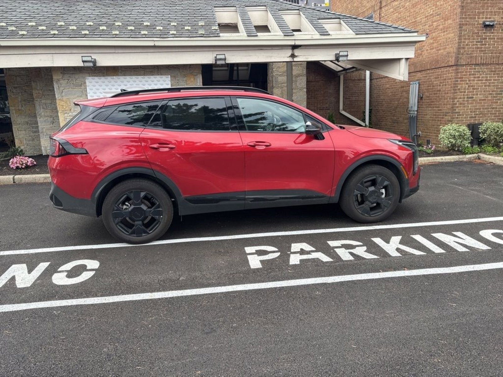 Used 2026 Kia Sportage X-Line w/ X-Line Technology Package AWD/4WD image 8