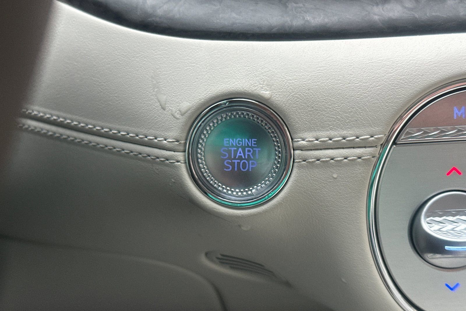 Used 2023 Genesis G90 3.5T image 23