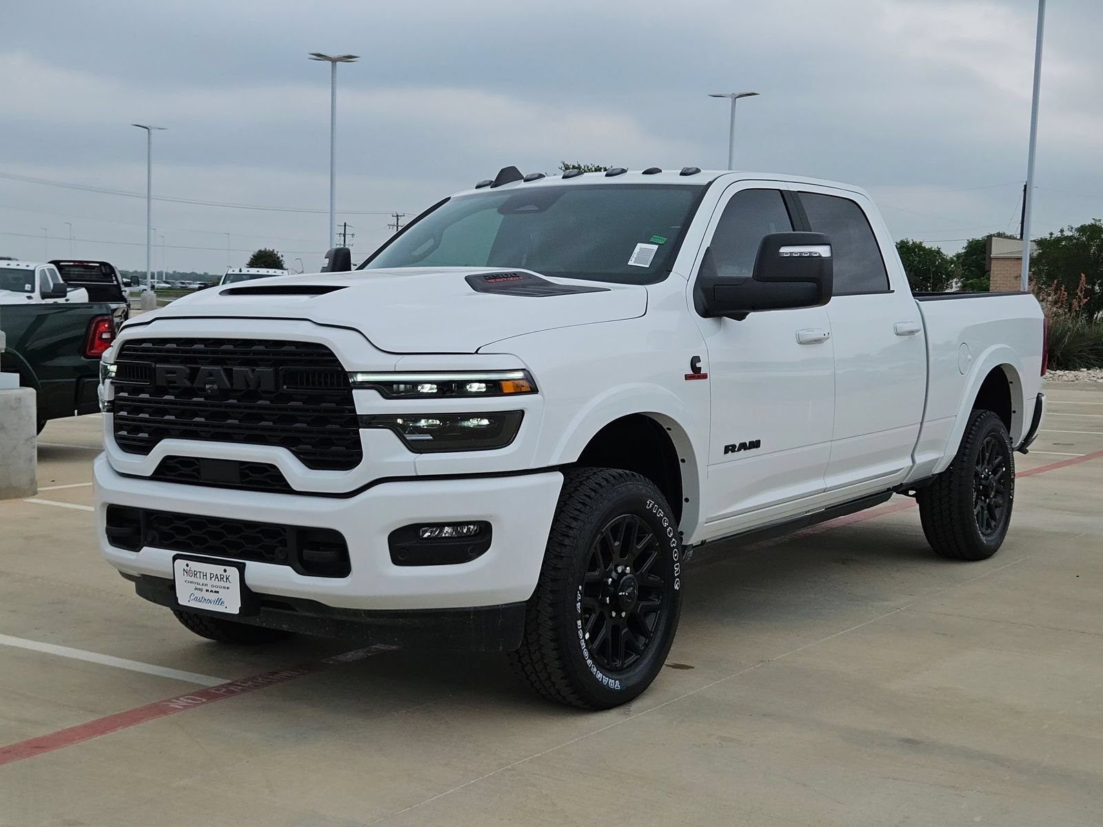 New 2026 RAM 2500 Limited AWD/4WD image 7