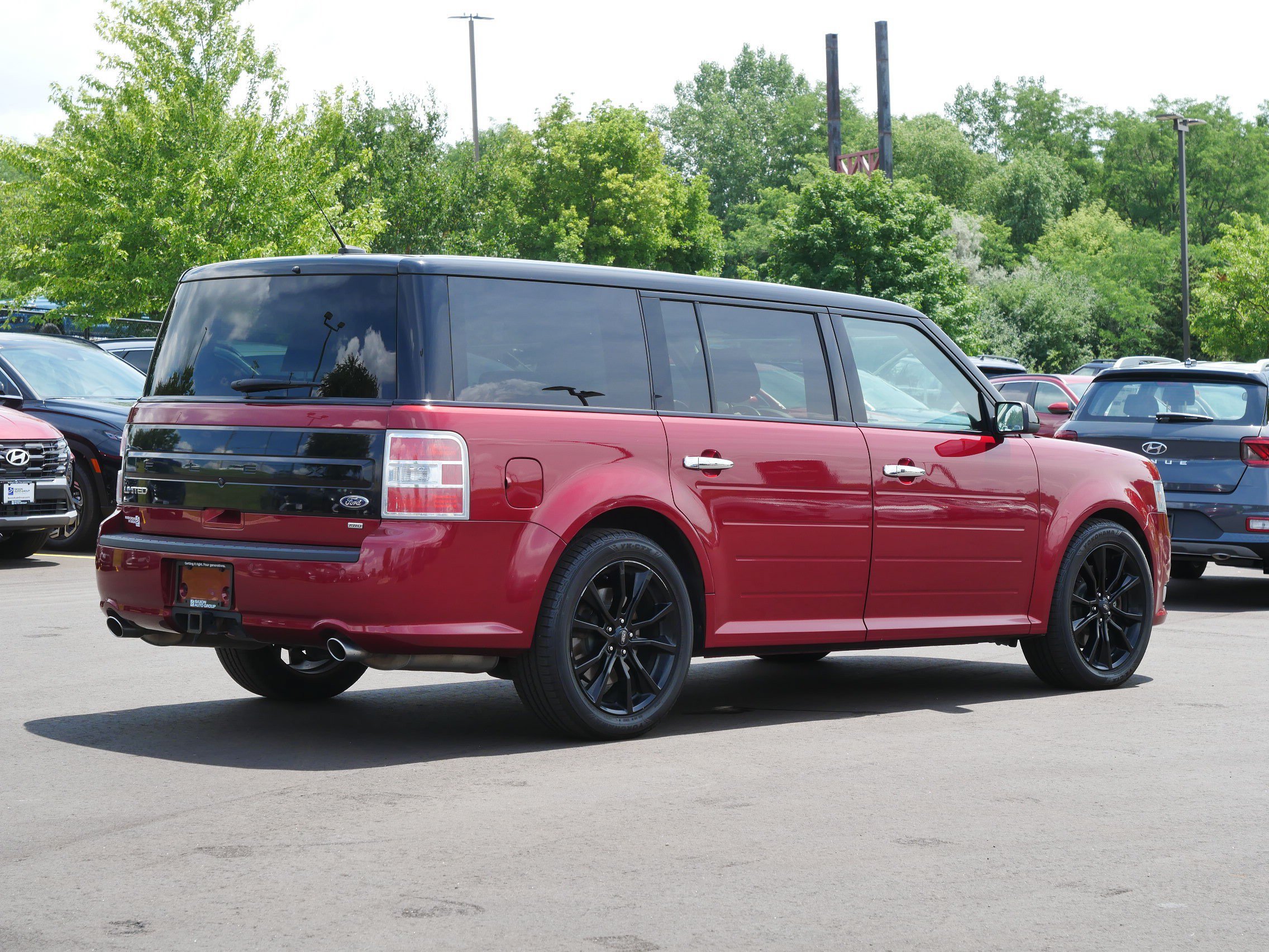 Used 2018 Ford Flex Limited w/ Equipment Group 301A AWD/4WD image 6