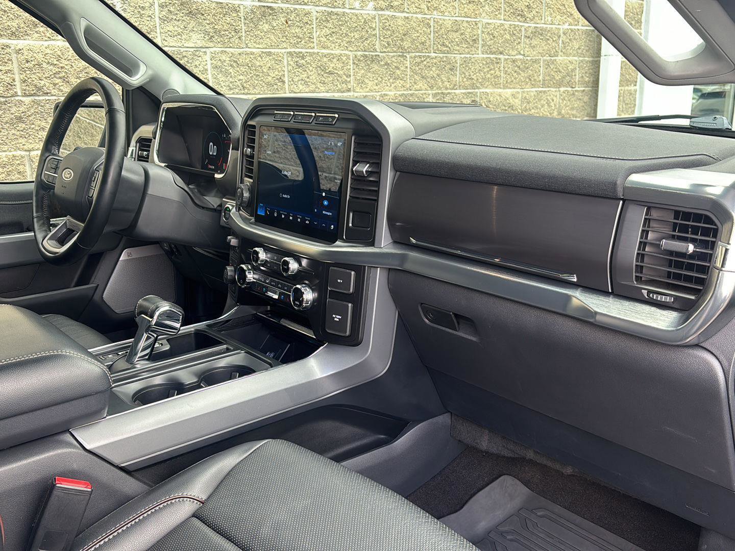 Used 2021 Ford F150 Lariat AWD/4WD image 19