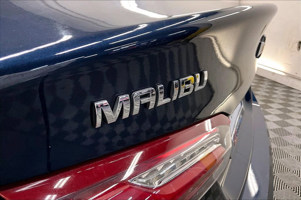 Used 2021 Chevrolet Malibu LT FWD image 30