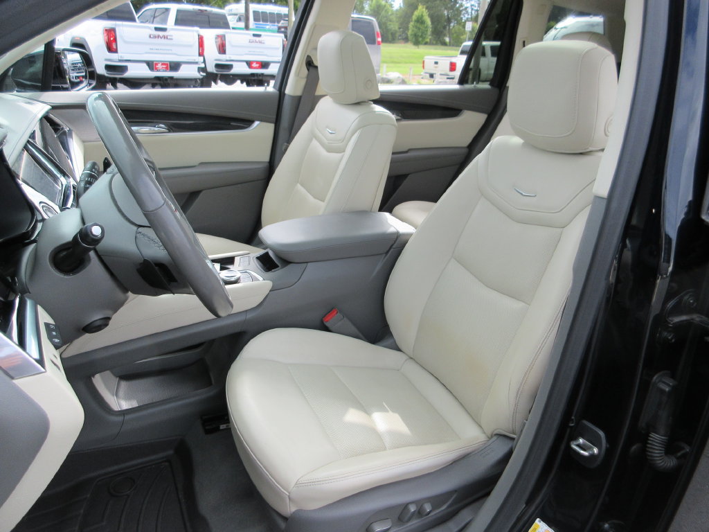 Certified 2021 Cadillac XT6 Premium Luxury FWD image 19