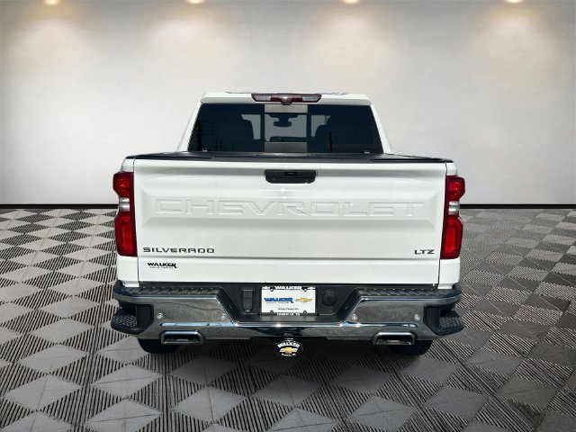Used 2021 Chevrolet Silverado 1500 LTZ w/ LTZ Premium Package AWD/4WD image 4
