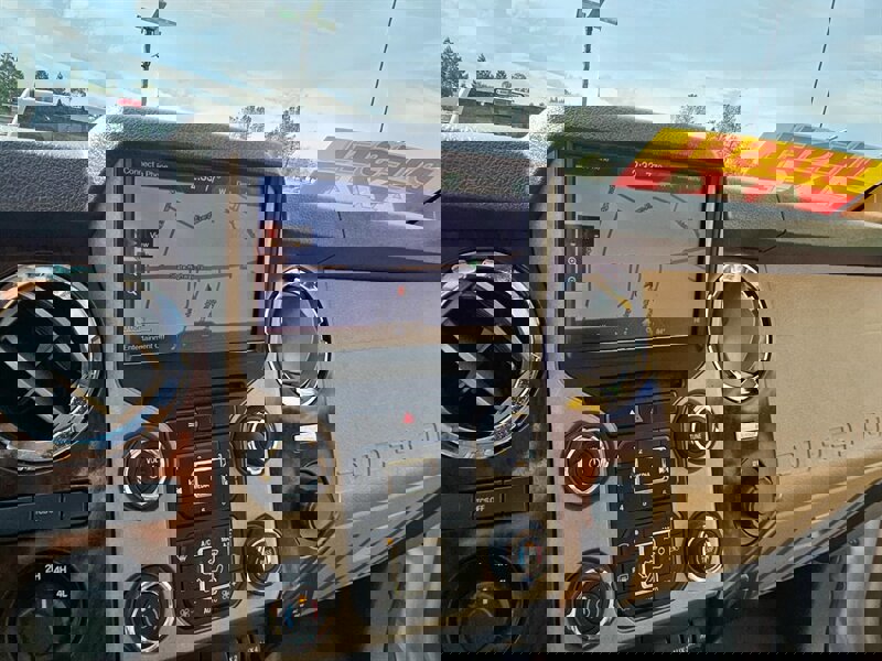 Used 2013 Ford F450 Lariat w/ Lariat Ultimate Pkg image 22