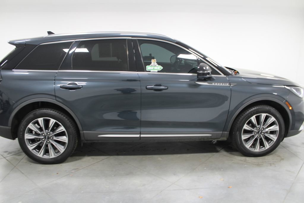 Used 2020 Lincoln Corsair Reserve image 11