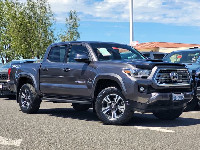 Certified 2017 Toyota Tacoma TRD Sport w/ Premium & Technology Package AWD/4WD image 2