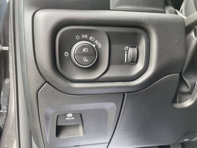 Used 2024 RAM 1500 Big Horn AWD/4WD image 25