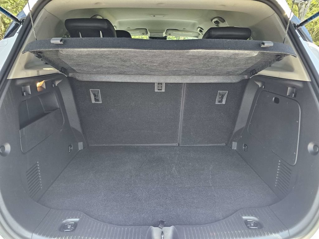 Used 2019 Buick Encore Essence w/ Safety Package II AWD/4WD image 13