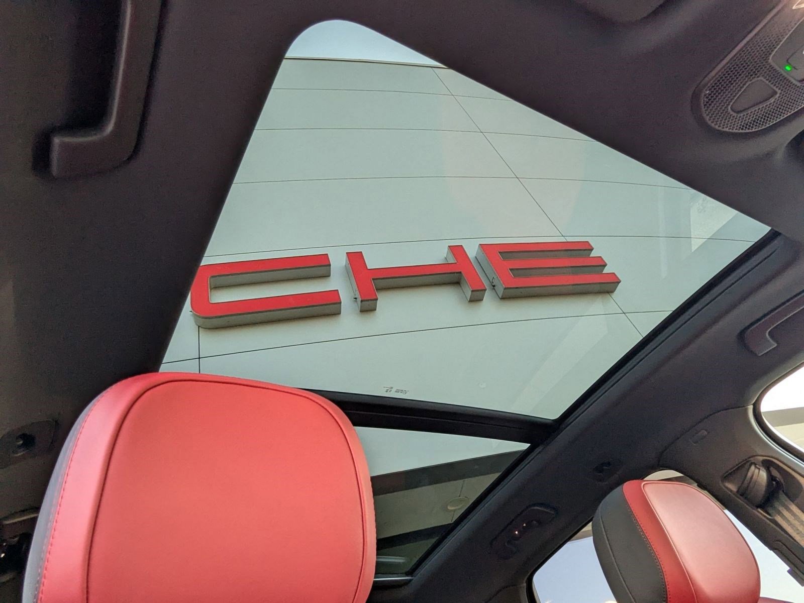 New 2026 Porsche Cayenne image 26