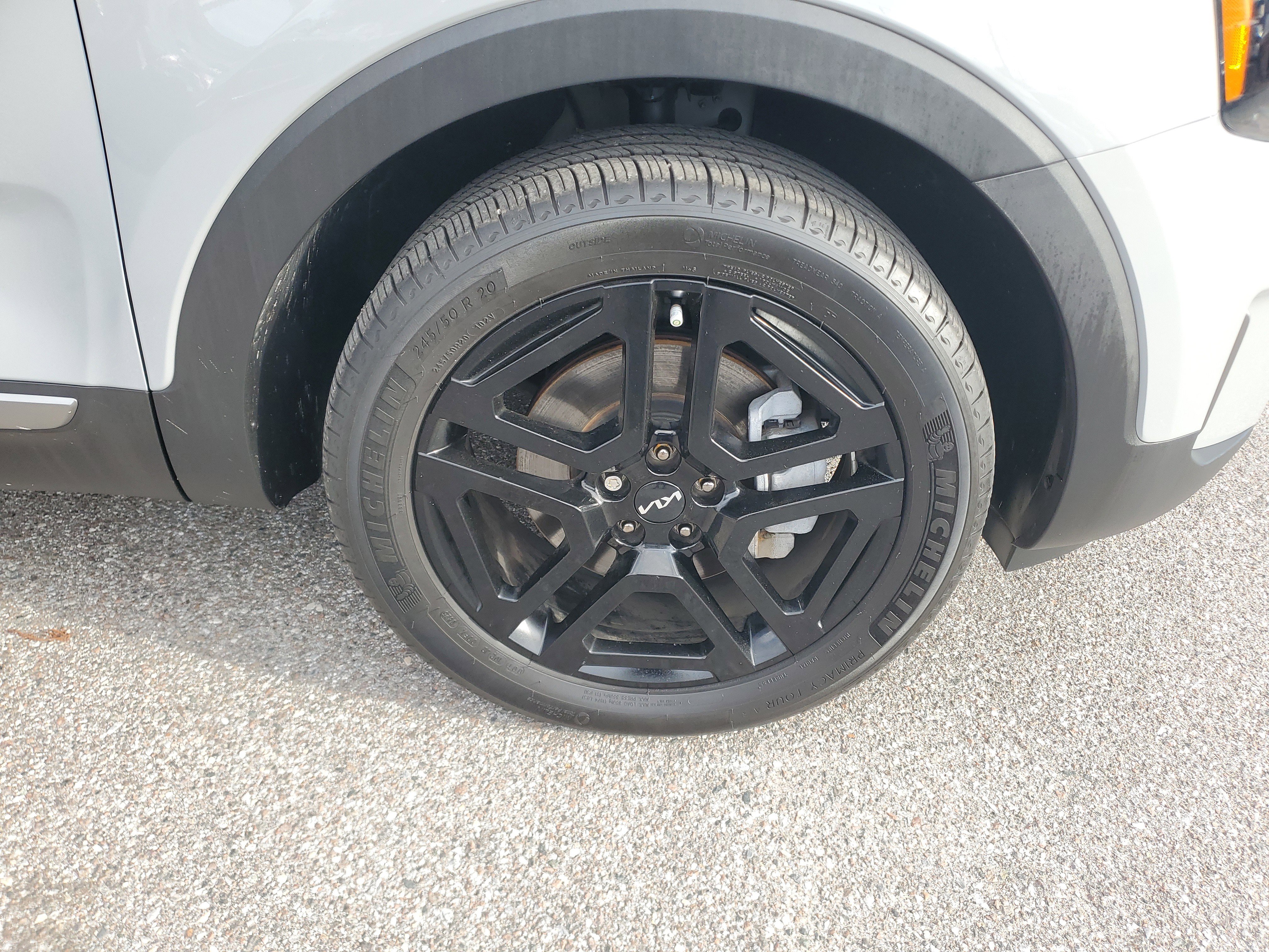 Used 2023 Kia Telluride EX X-Line image 6