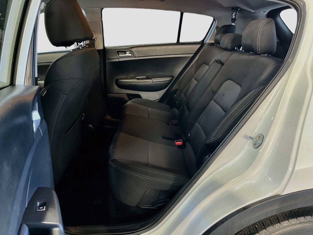 Used 2021 Kia Sportage LX AWD/4WD image 22