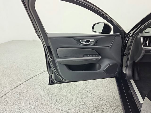 Certified 2024 Volvo S60 B5 Plus image 33