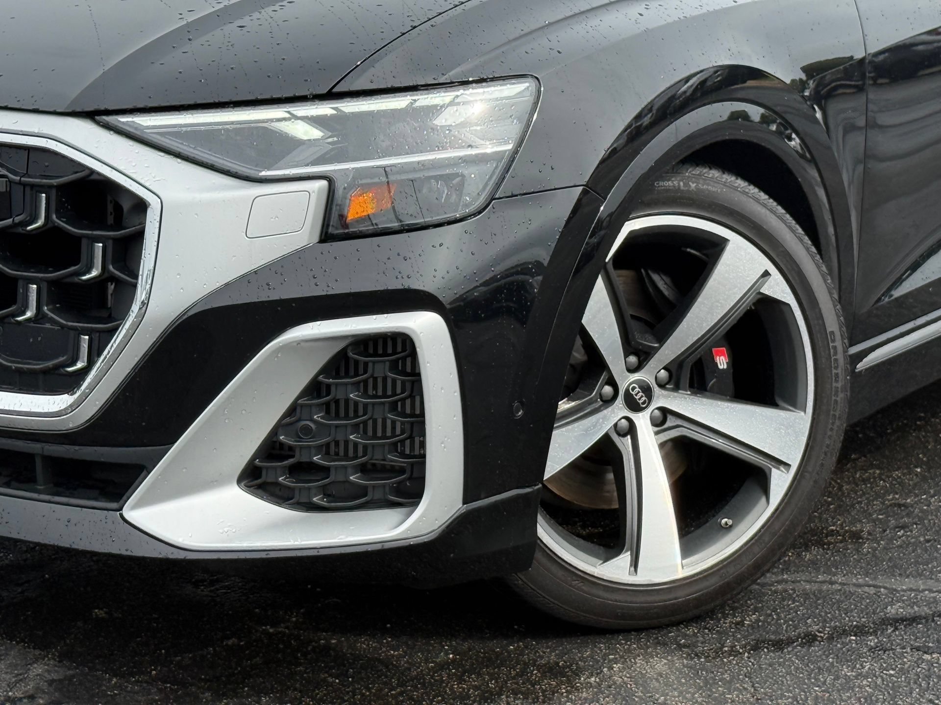 Certified 2024 Audi SQ8 Premium Plus w/ Executive Package AWD/4WD image 5