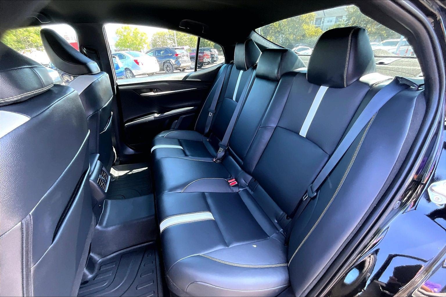 Used 2025 Toyota Camry SE FWD image 24