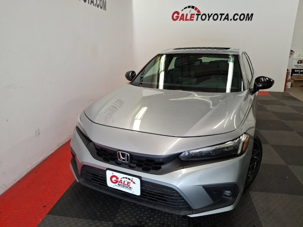 Used 2022 Honda Civic Sport Touring image 3