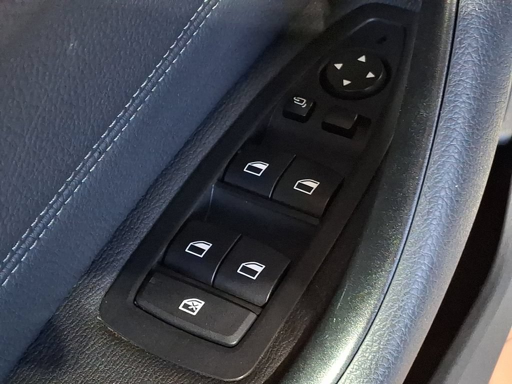 Used 2019 BMW X1 xDrive28i w/ Convenience Package AWD/4WD image 24