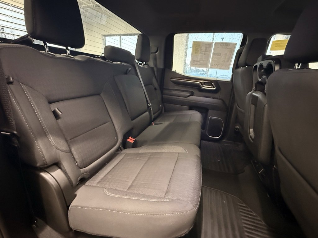 Used 2024 GMC Sierra 1500 Elevation image 18