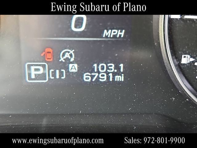 Used 2024 Subaru Crosstrek 2.0i Premium image 16