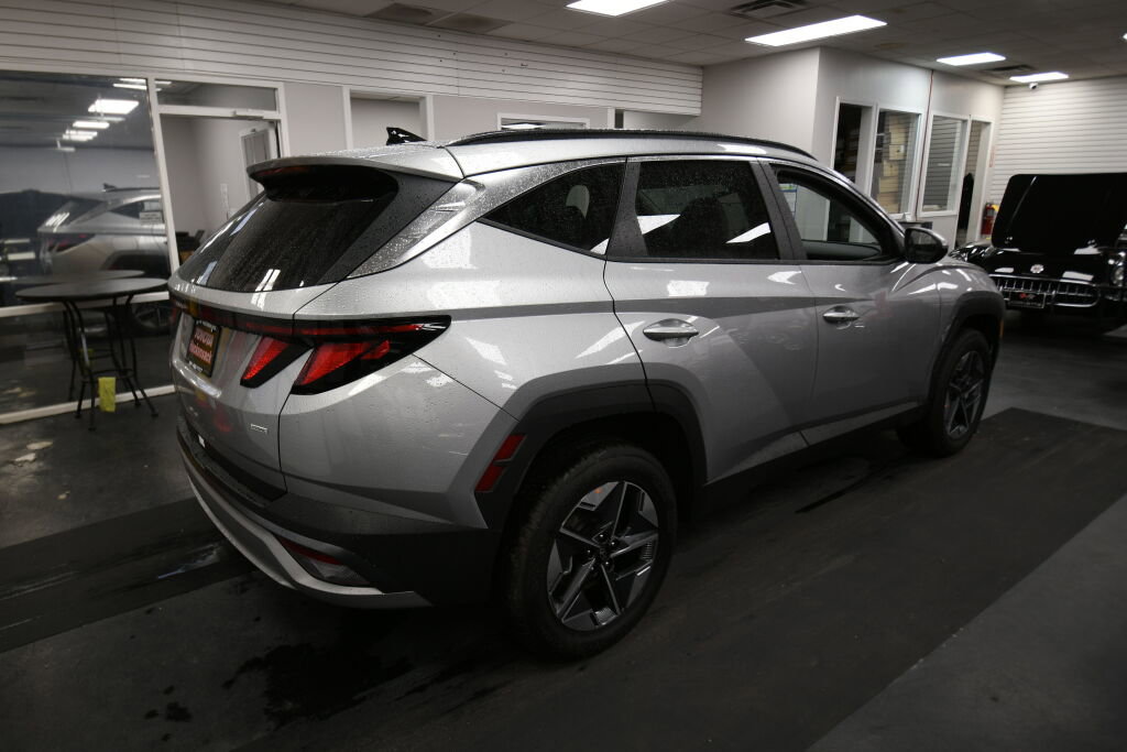 Used 2026 Hyundai Tucson SEL image 8
