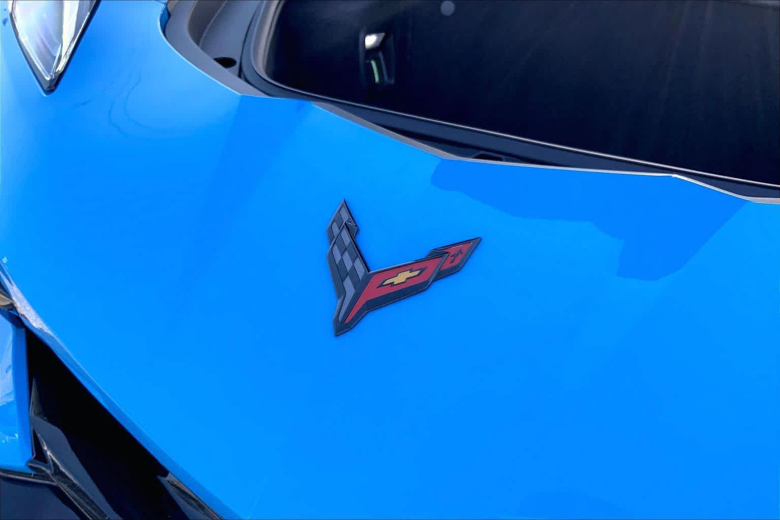 Used 2022 Chevrolet Corvette Stingray Premium Conv w/ Z51 Performance Package RWD image 27