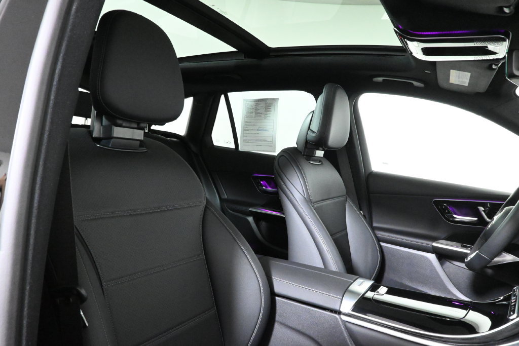 Certified 2026 Mercedes-Benz GLC 300 4MATIC image 31