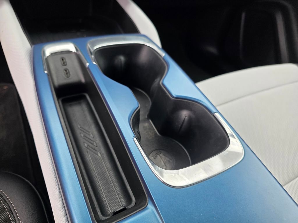 Certified 2025 Chevrolet Equinox EV LT image 18