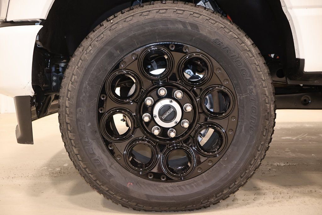 New 2026 Ford F250 Lariat w/ Black Appearance Package image 45