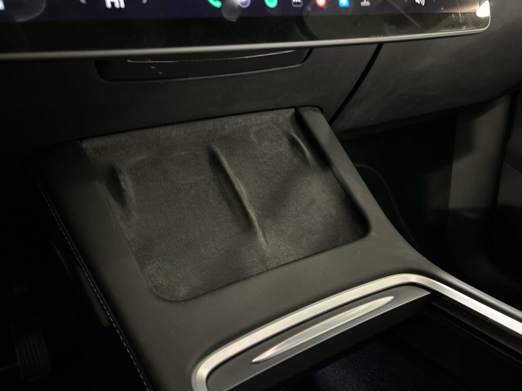 Used 2023 Tesla Model Y Long Range image 17