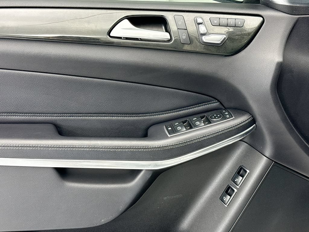 Used 2019 Mercedes-Benz GLS 550 4MATIC image 22