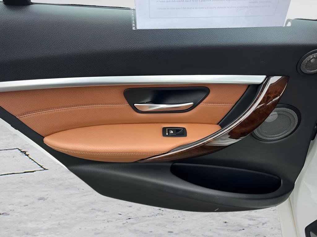 Used 2016 BMW 340i Sedan image 22