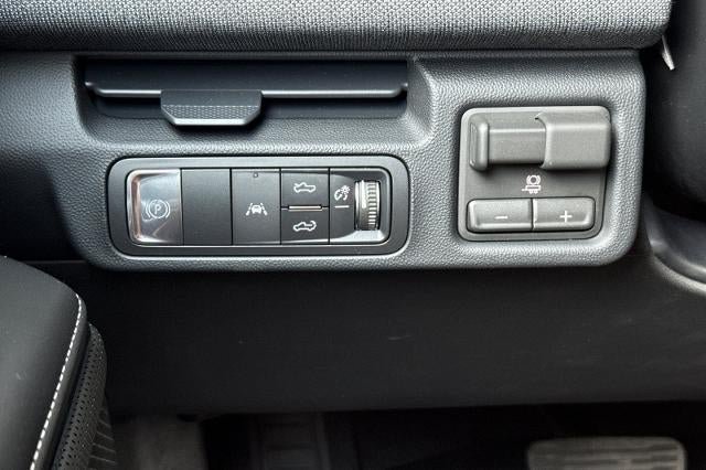 New 2026 GMC Sierra EV Elevation w/ Premium Package AWD/4WD image 29