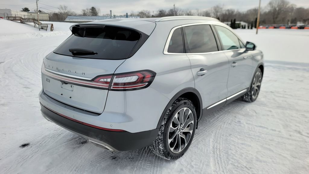 Used 2021 Lincoln Nautilus Reserve w/ Cargo Utility Package image 12