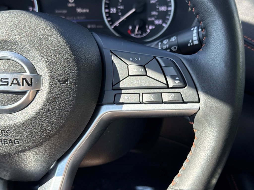 Used 2023 Nissan Sentra SR w/ SR Premium Package FWD image 9