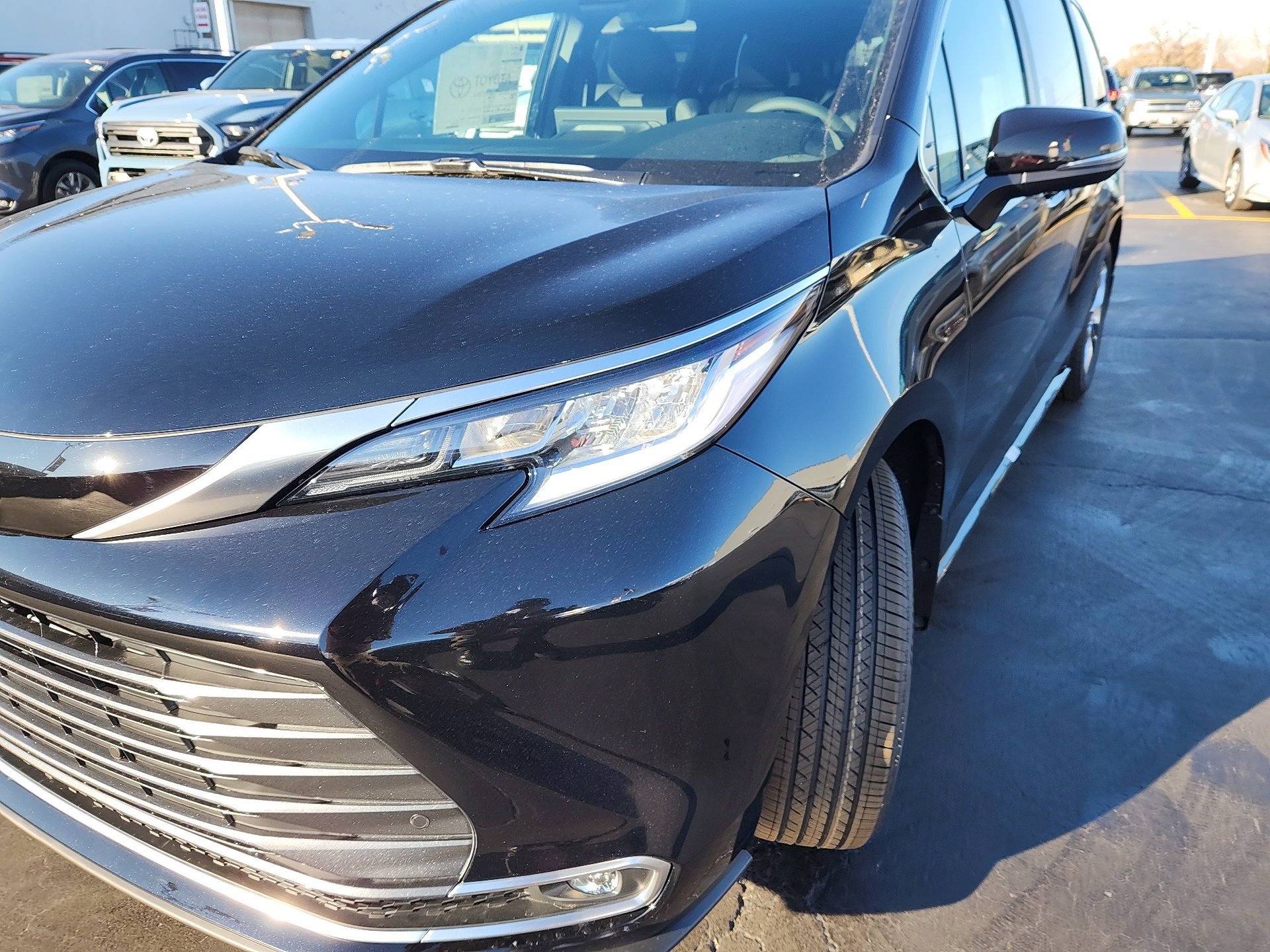 New 2026 Toyota Sienna Limited image 9