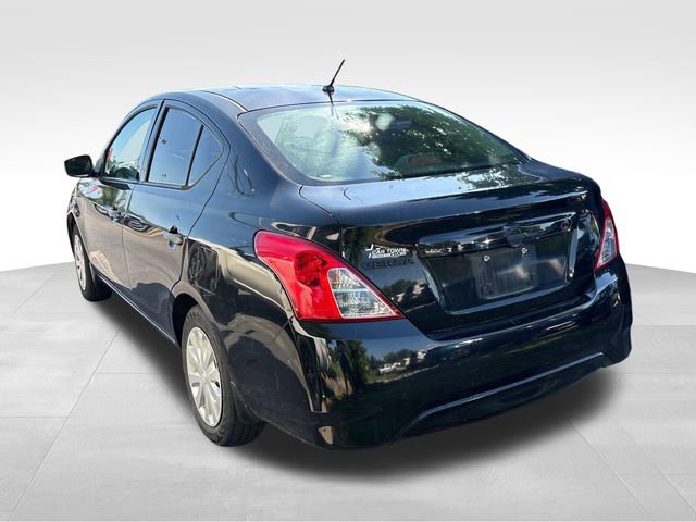 Used 2019 Nissan Versa S FWD image 5