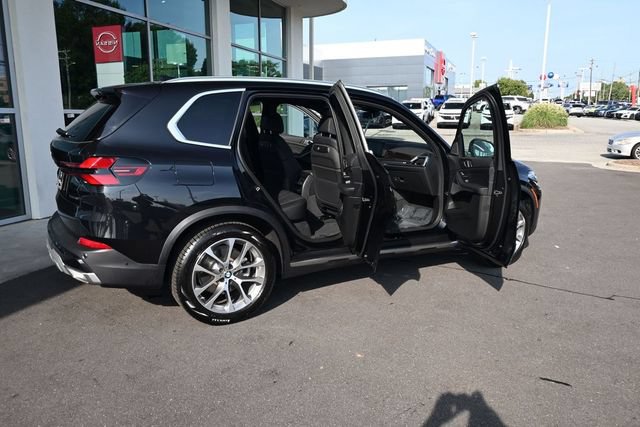 Used 2024 BMW X5 xDrive40i w/ Premium Package AWD/4WD image 34