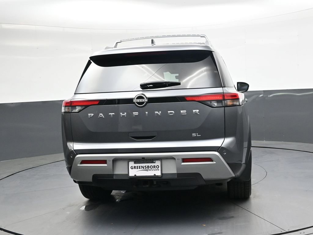 Used 2024 Nissan Pathfinder SL w/ SL Premium Package image 4