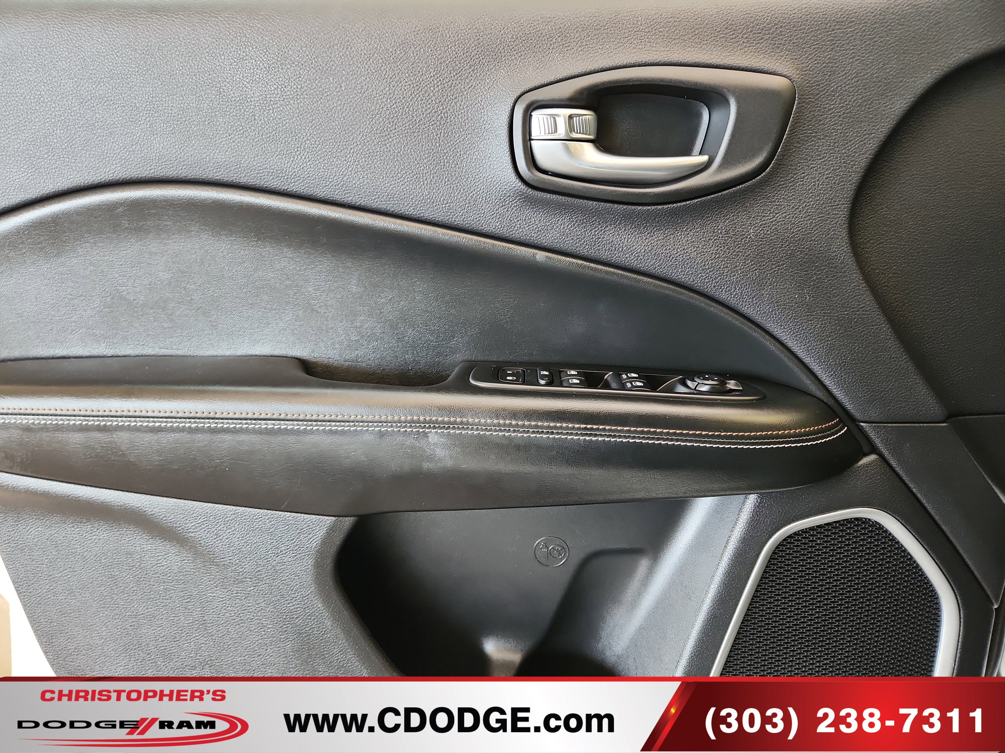 Used 2020 Jeep Compass Latitude w/ Popular Equipment Group AWD/4WD image 13