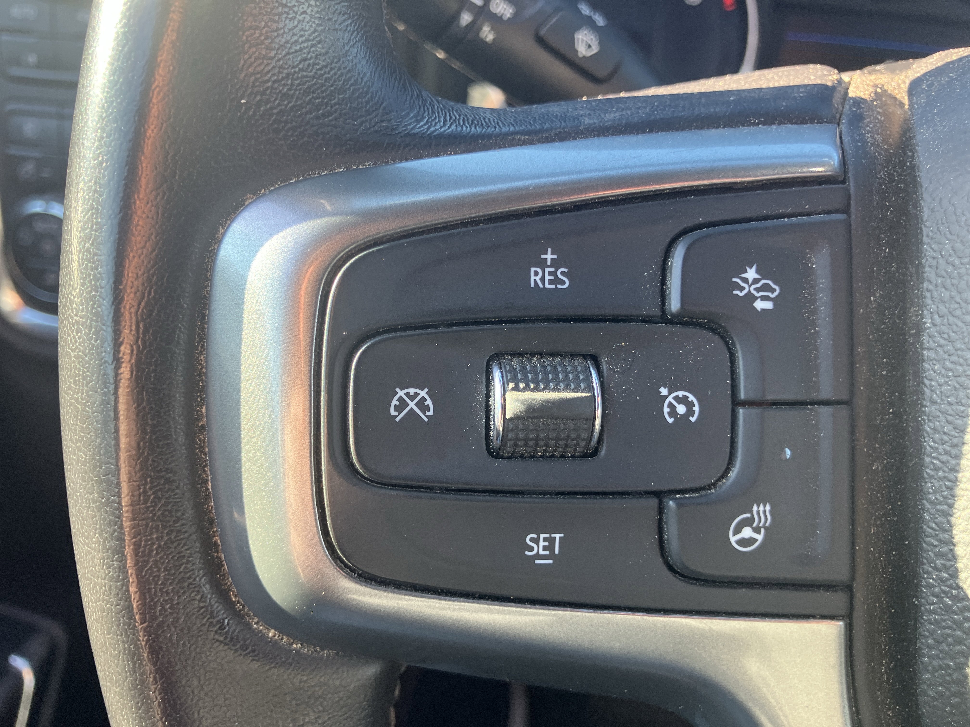 Used 2022 Chevrolet Silverado 2500 LTZ image 19